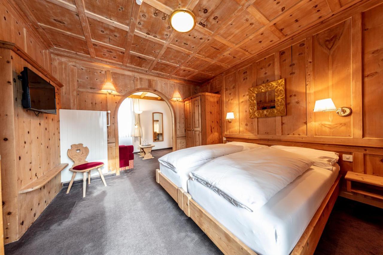 Hotel Filli Scuol Buitenkant foto