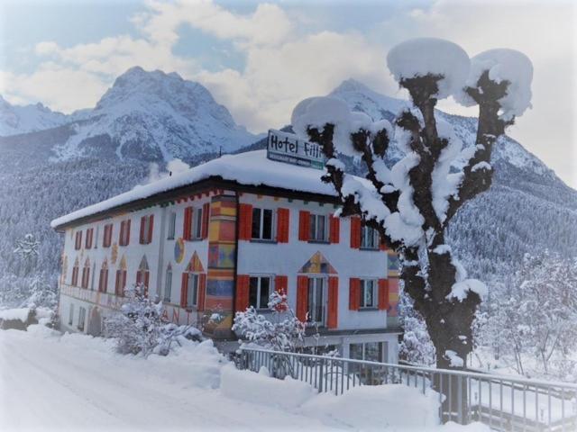 Hotel Filli Scuol Buitenkant foto