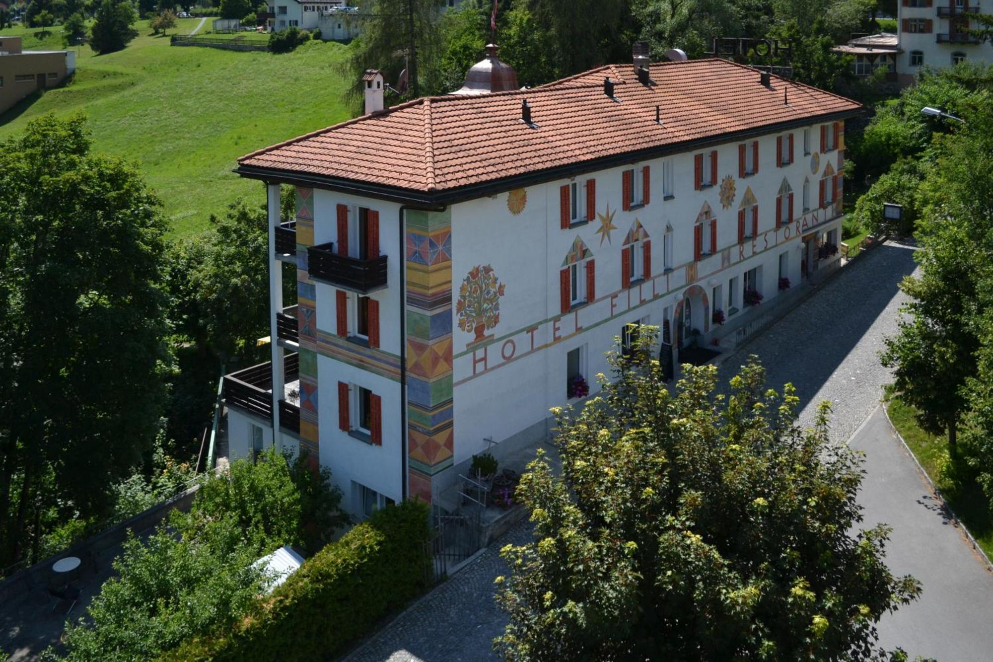 Hotel Filli Scuol Buitenkant foto